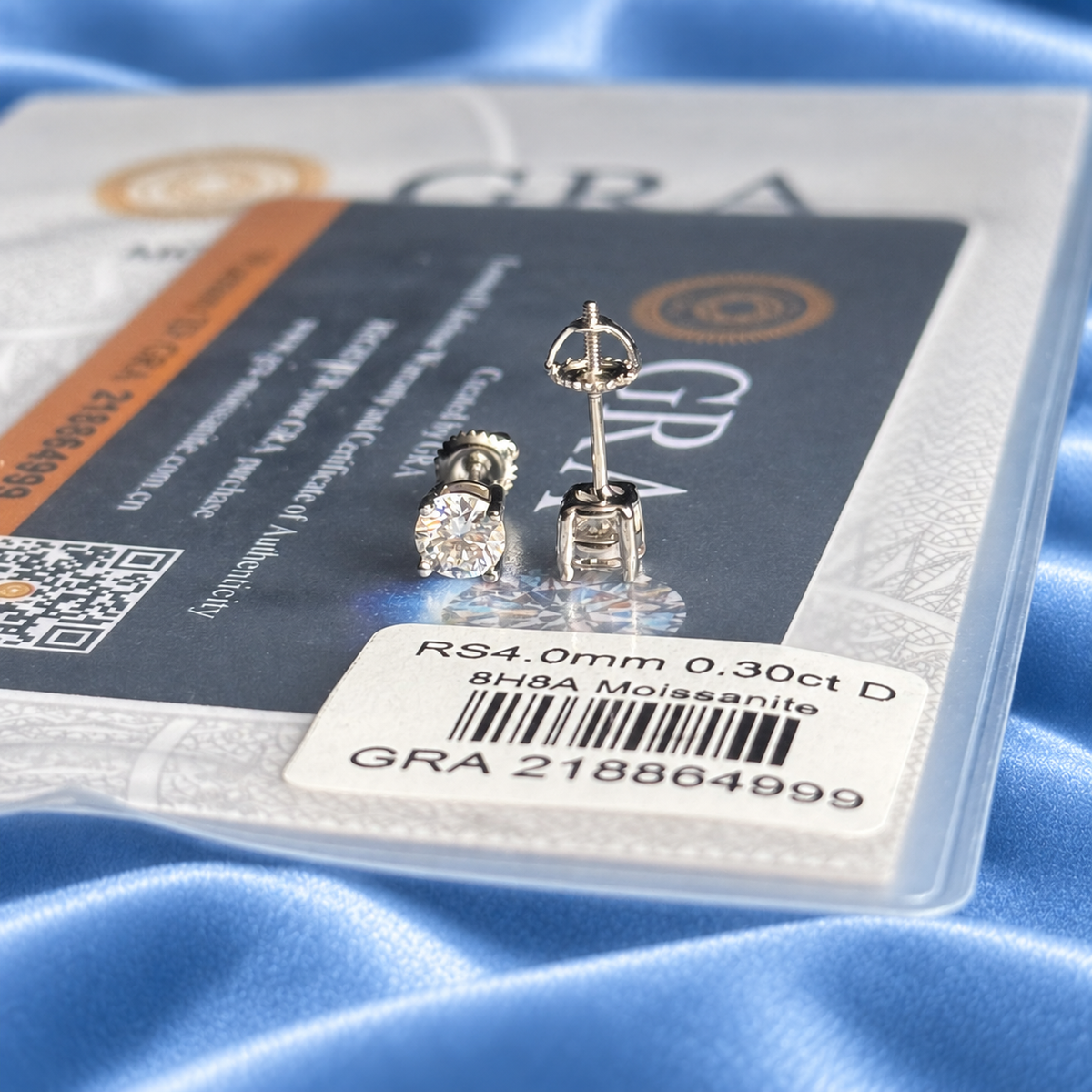 4mm STUD EARRINGS VVS MOISSANITE