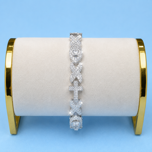 9MM CROSS EYE BRACELET