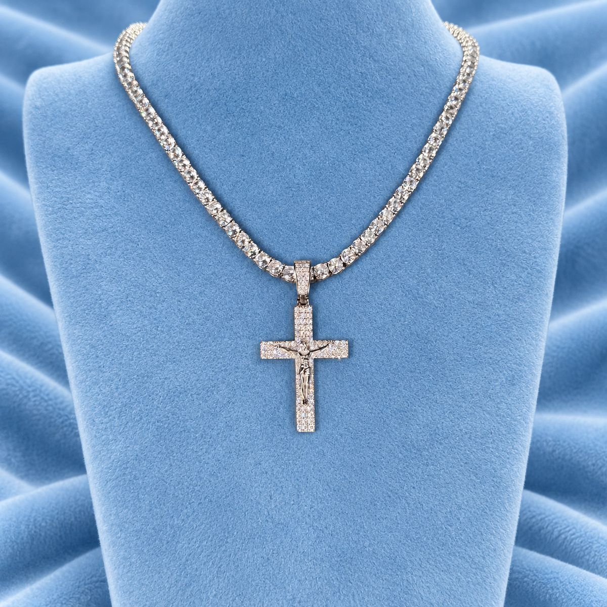 TENNIS CHAIN & CRUCIFX PENDANT