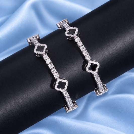 BLACK CLOVER BRACELET 5A CZ