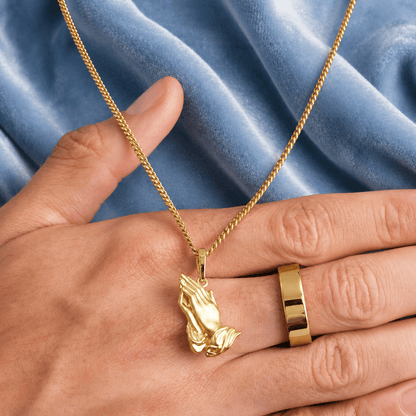 PRAYING HANDS PENDANT - jewelryresell
