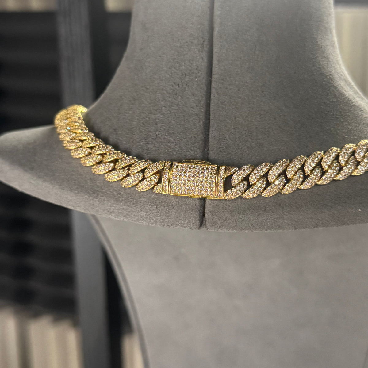 10MM CUBAN CHAIN BOX CLASP 5A CZ