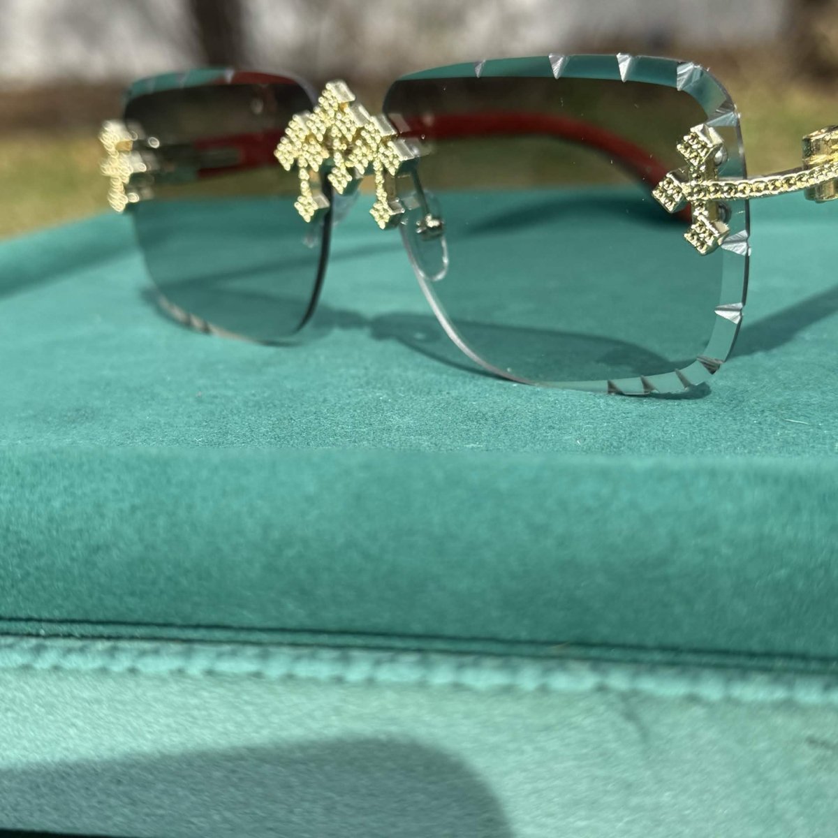 Light Blue Glasses - jewelryresell