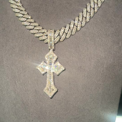 CUBAN CHAIN & BIG CROSS PENDANT
