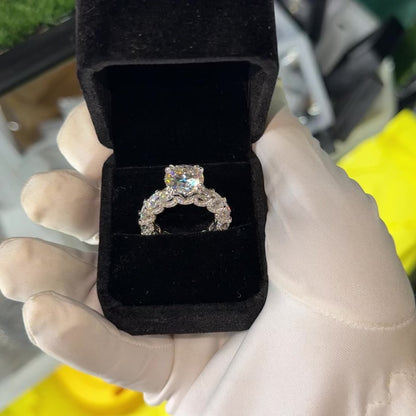5ct ROUND MAIN TONE MOISSANITE VVS